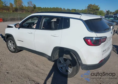 2022 Jeep Compass Latitude 4X4 из США, поврежденный, VIN 3C4NJDBB3NT176785